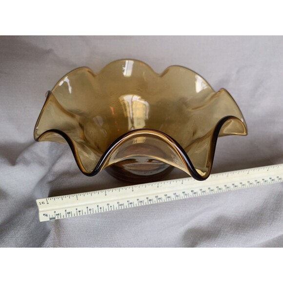 Bowl Amber Glass Hand Blown Ruffle Edge - Vintage EUC - Picture 6 of 6